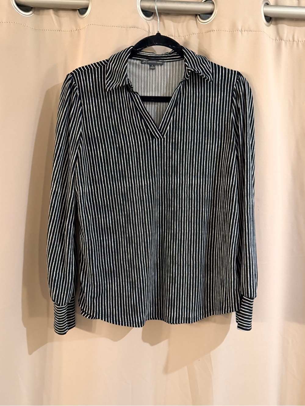 Adrianna Papell Black & White Striped Long Sleeve Shirt